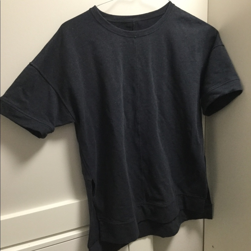 Lulu Lemon short sleeved sweatshirt